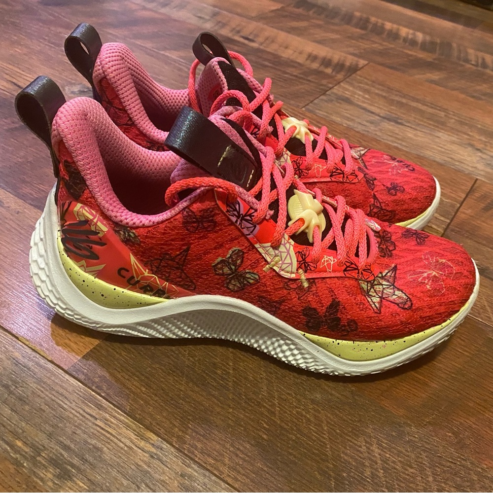 Under Armour Steph Curry sz 6y